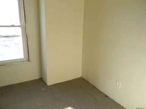 238 Bradford Rd, Schenectady, NY 12304 photo 28