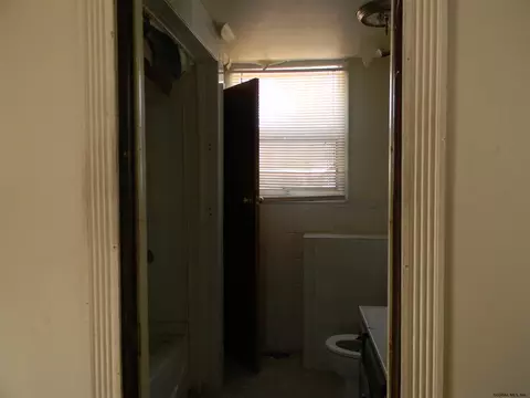 238 Bradford Rd, Schenectady, NY 12304 photo 14