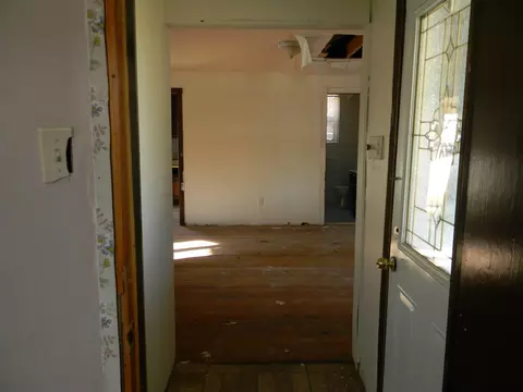 238 Bradford Rd, Schenectady, NY 12304 photo 4