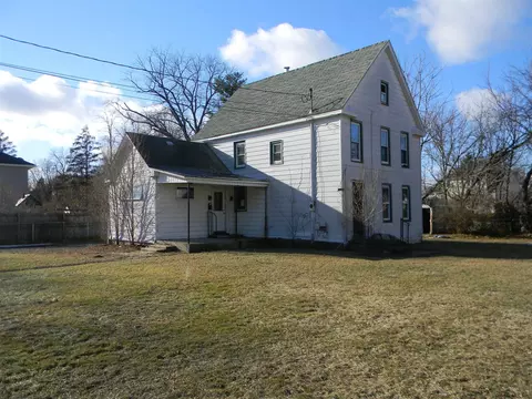 238 Bradford Rd, Schenectady, NY 12304 photo 2