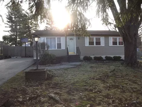 62 Fullerton Ave, Schenectady, NY 12304 photo 3