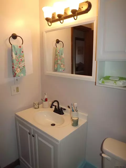 62 Fullerton Ave, Schenectady, NY 12304 photo 22