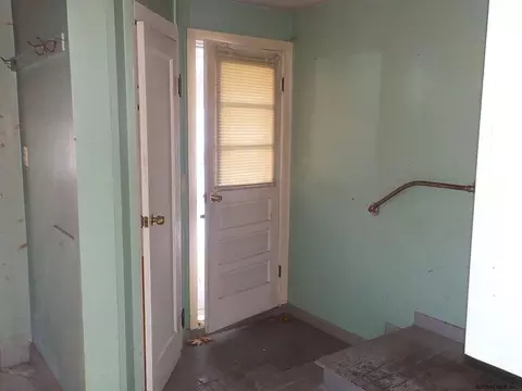 2034 Gray St, Schenectady, NY 12306 photo 7