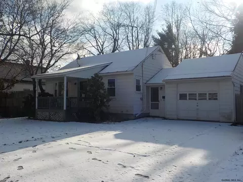 2034 Gray St, Schenectady, NY 12306 photo 1