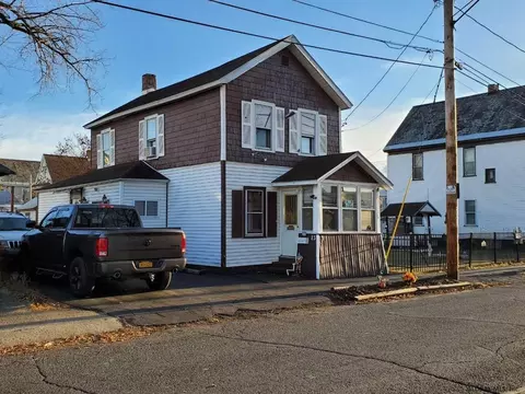 13 Backus St, Schenectady, NY 12307 photo 2