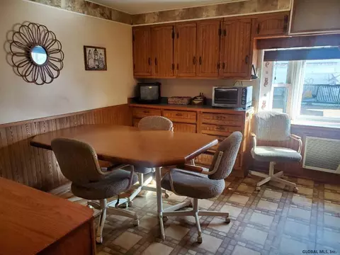 13 Backus St, Schenectady, NY 12307 photo 7