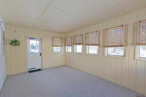 122 Sylvia Ln, Schenectady, NY 12306 photo 32
