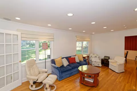 120 Salisbury Rd, Delmar, NY 12054 photo 18