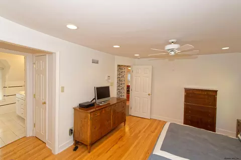 120 Salisbury Rd, Delmar, NY 12054 photo 31
