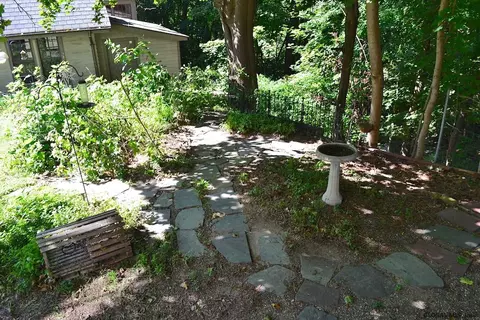 22 Hawthorne Ave, Troy, NY 12180 photo 26