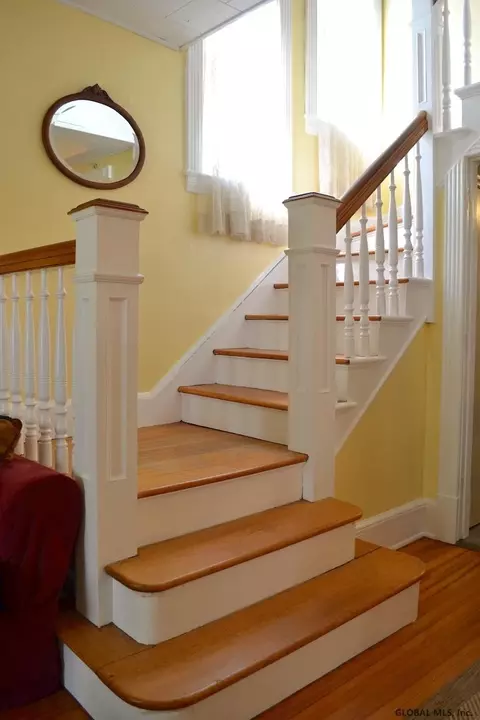 22 Hawthorne Ave, Troy, NY 12180 photo 19