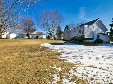 304 Dawn Dr, Schenectady, NY 12306 photo 33