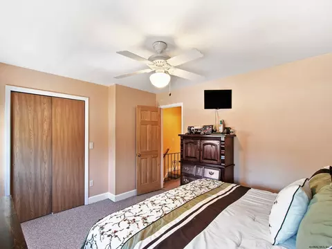 304 Dawn Dr, Schenectady, NY 12306 photo 16