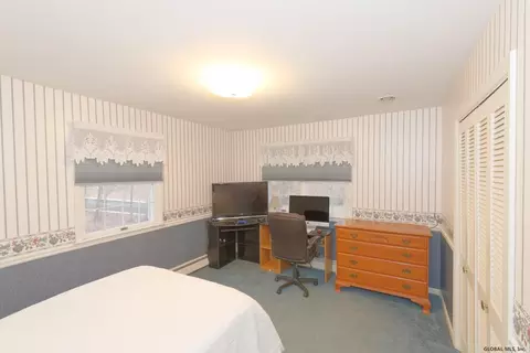 235 Marriott Ave, Schenectady, NY 12304 photo 42