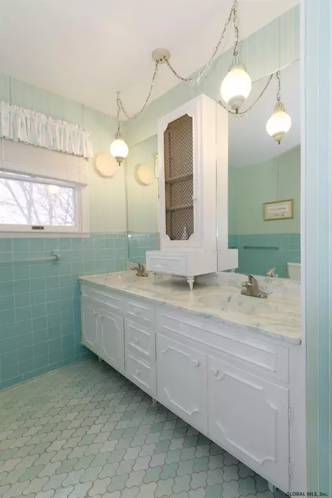 235 Marriott Ave, Schenectady, NY 12304 photo 45
