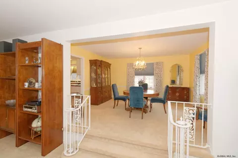 235 Marriott Ave, Schenectady, NY 12304 photo 12