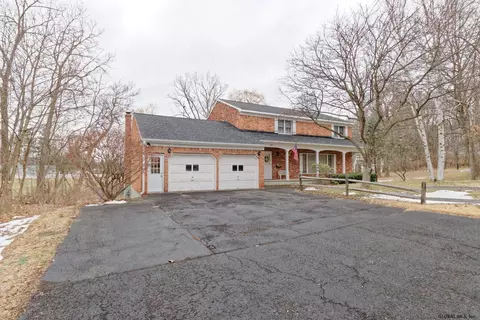235 Marriott Ave, Schenectady, NY 12304 photo 3