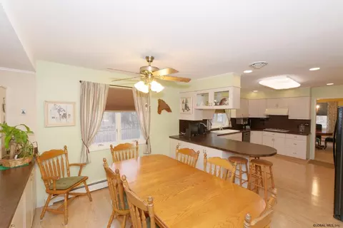 235 Marriott Ave, Schenectady, NY 12304 photo 21