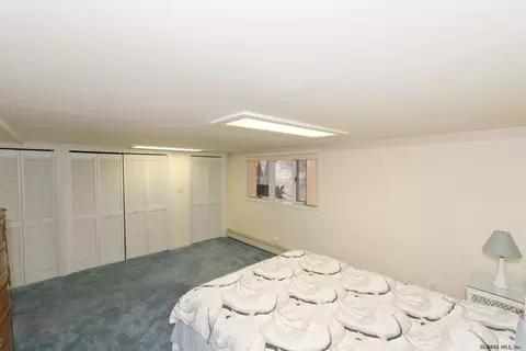 235 Marriott Ave, Schenectady, NY 12304 photo 32