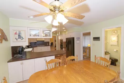 235 Marriott Ave, Schenectady, NY 12304 photo 22