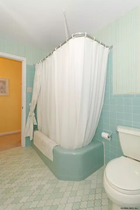 235 Marriott Ave, Schenectady, NY 12304 photo 46