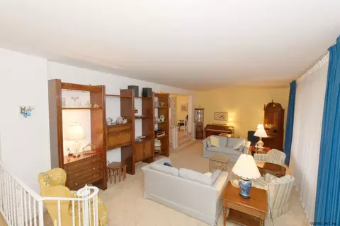 235 Marriott Ave, Schenectady, NY 12304 photo 7