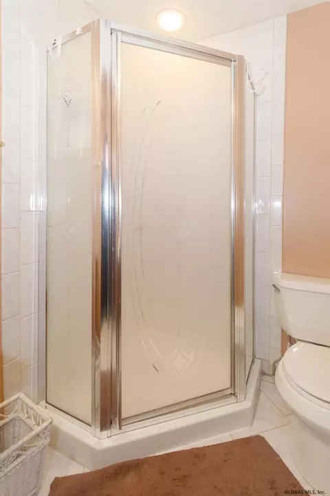 235 Marriott Ave, Schenectady, NY 12304 photo 38