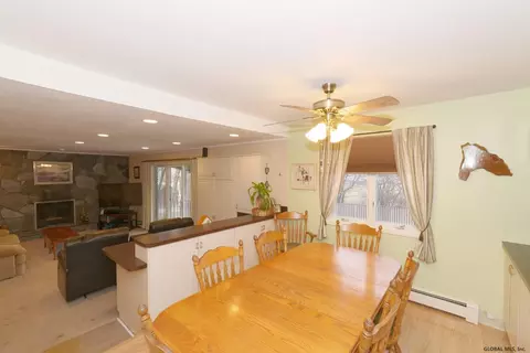 235 Marriott Ave, Schenectady, NY 12304 photo 20