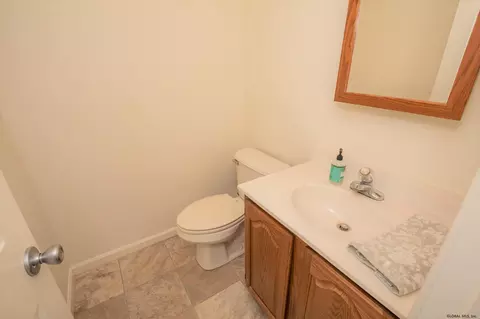 1 Willowbrook Rd, Glenville, NY 12302 photo 17