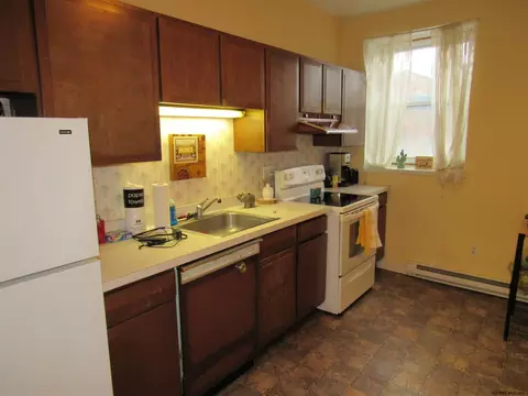 579 Main St, Cobleskill, NY 12043 photo 38