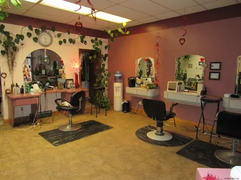 579 Main St, Cobleskill, NY 12043 photo 5