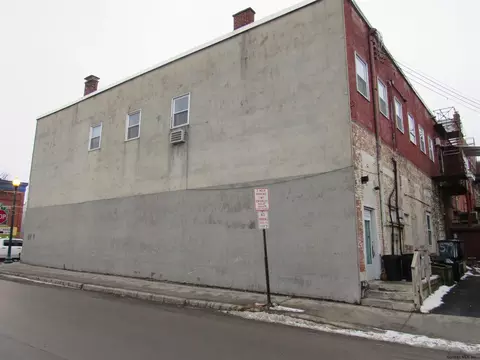 579 Main St, Cobleskill, NY 12043 photo 3