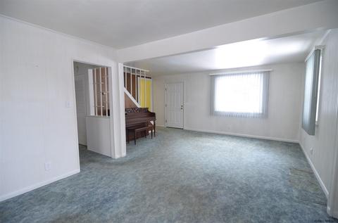 1071 Inner Dr, Schenectady, NY 12303 photo 4