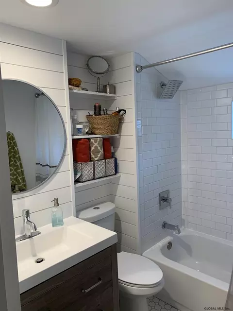 101 Walnut St, Corinth, NY 12822 photo 12