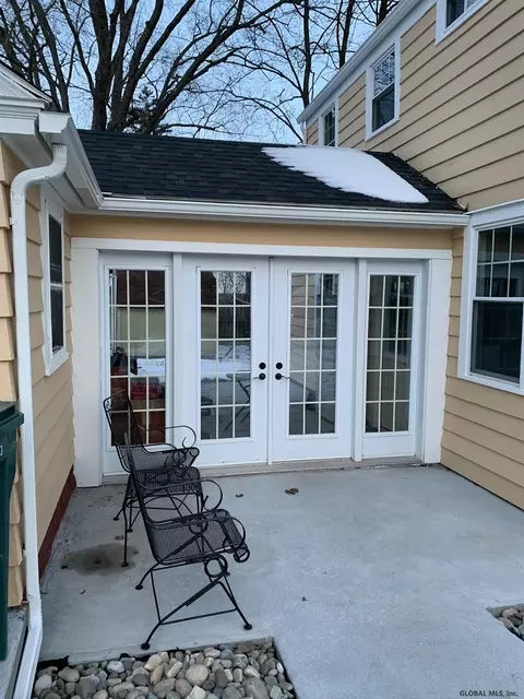 101 Walnut St, Corinth, NY 12822 photo 4