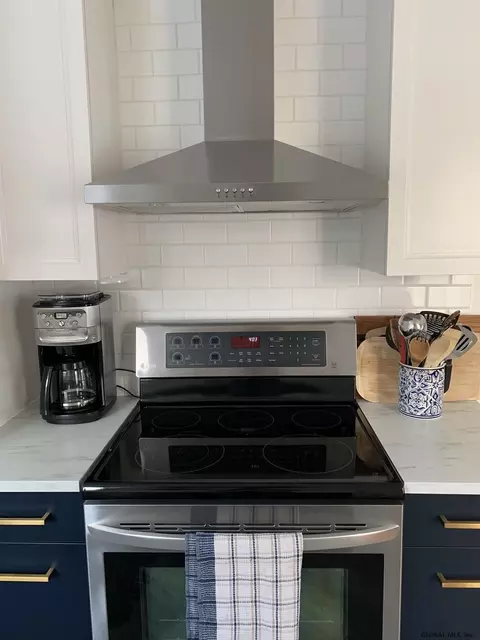 101 Walnut St, Corinth, NY 12822 photo 19