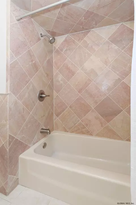 1036 Peter Rd, Schenectady, NY 12303 photo 14