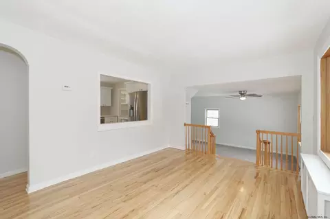 1036 Peter Rd, Schenectady, NY 12303 photo 2