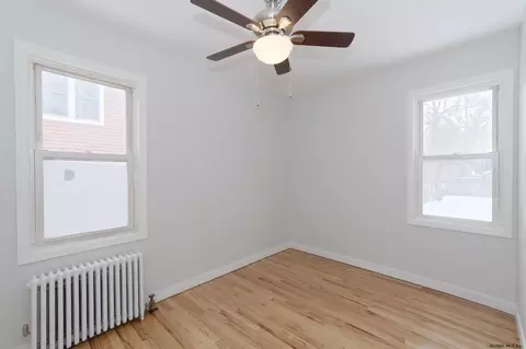 1036 Peter Rd, Schenectady, NY 12303 photo 9
