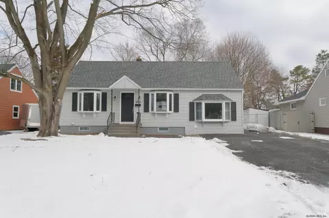 1036 Peter Rd, Schenectady, NY 12303 photo 1