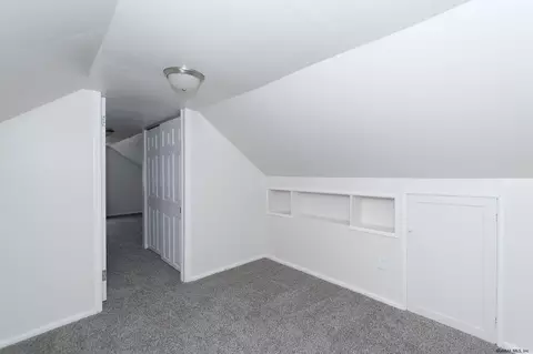 1036 Peter Rd, Schenectady, NY 12303 photo 10