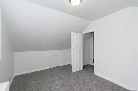 1036 Peter Rd, Schenectady, NY 12303 photo 12