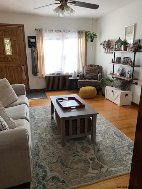 121 Gordon Rd, Schenectady, NY 12306 photo 5