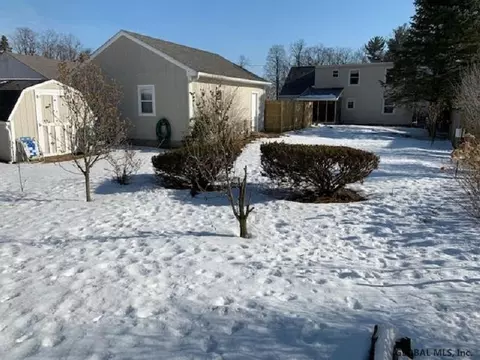 121 Gordon Rd, Schenectady, NY 12306 photo 23