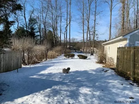 121 Gordon Rd, Schenectady, NY 12306 photo 24