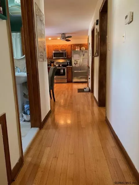 121 Gordon Rd, Schenectady, NY 12306 photo 10