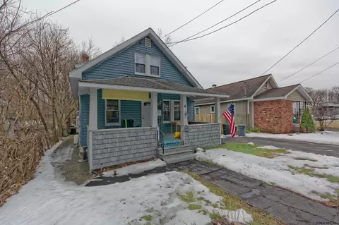 4 Steers Ave, Schenectady, NY 12304 photo 3