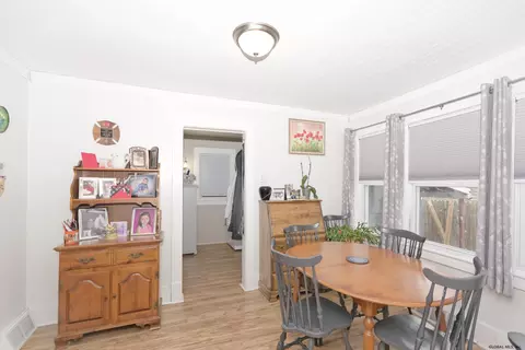 4 Steers Ave, Schenectady, NY 12304 photo 12