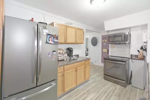 4 Steers Ave, Schenectady, NY 12304 photo 19