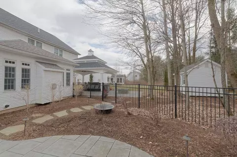 65 Hasgate Dr, Delmar, NY 12054 photo 24